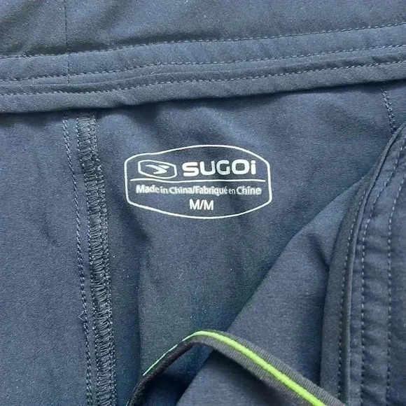 SUGOI | Black 3/4 athletic straight leg pant - Picture 9 of 9